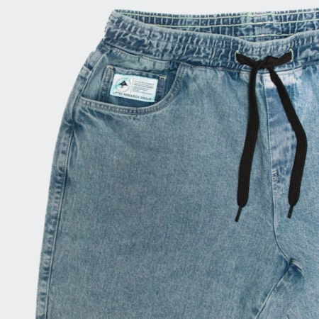 Bermuda Lrg Walk Jeans Lifted Blue Denin