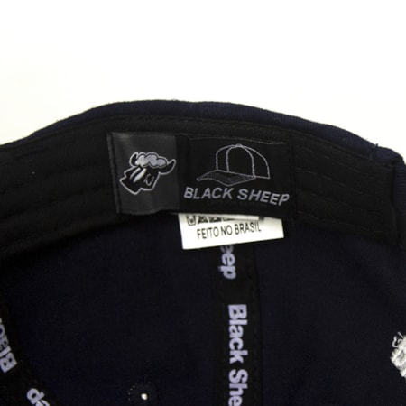 Bone Black Sheep Aba Curva Face Ovelha Azul Marinho