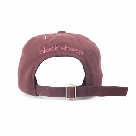 Bone Black Sheep Aba Curva Logo Couro Bordo