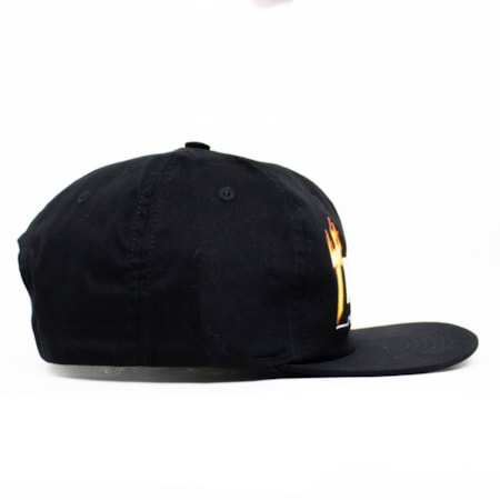 Boné Thrasher Magazine Flame Snapback Preto