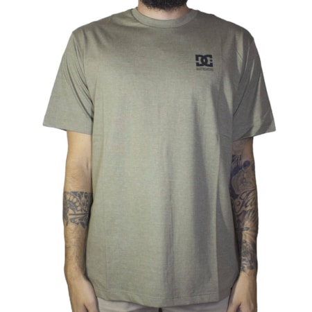 Camiseta Basic Logo Verde Militar Mescla