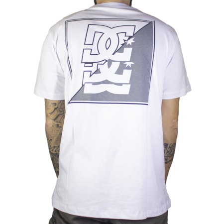 Camiseta Dc Shoes Born In Echoes Branca