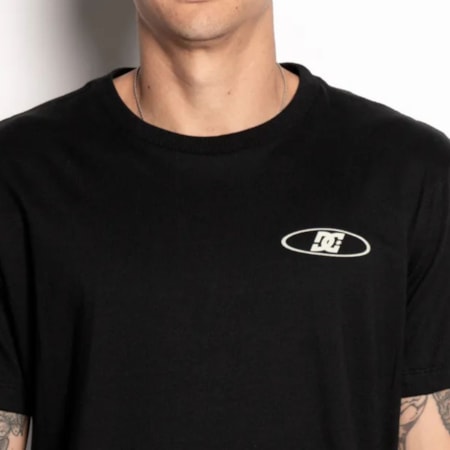 Camiseta Dc Shoes Boxed In Preto