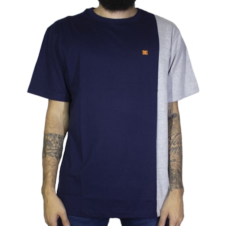 Camiseta Dc Shoes Dagup 4 Azul Marinho