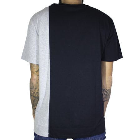 Camiseta Dc Shoes Dagup Triple Block 4 Cinza