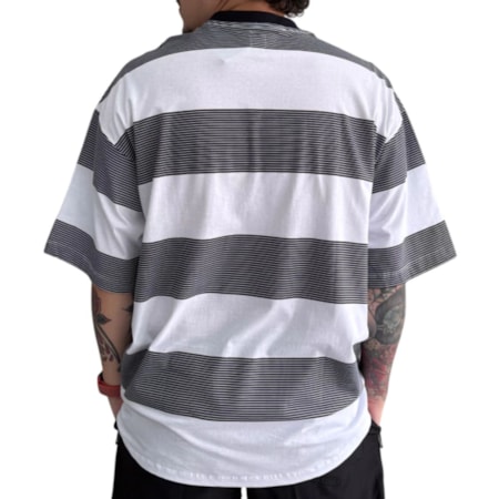 Camiseta Dc Shoes Fat Stripe Branca