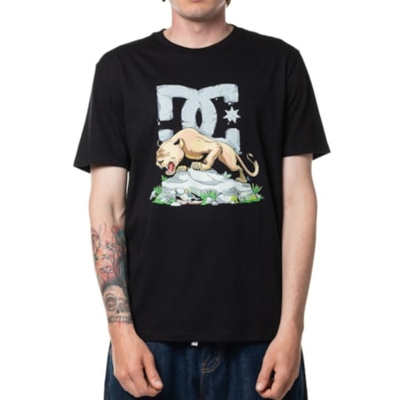 Camiseta Dc Shoes Lion Montains Black 