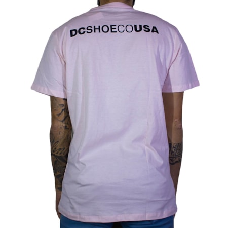 Camiseta Dc Shoes Stage Box Rosa Claro