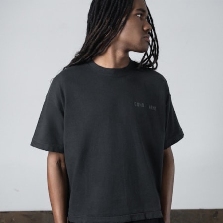 Camiseta Egho Studios Boxy Black