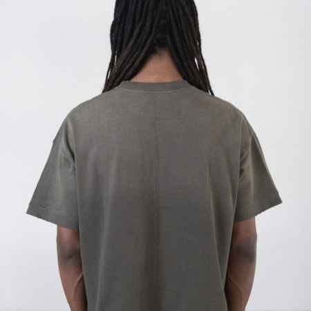 Camiseta Egho Studios Boxy Cinza