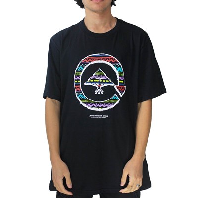 Camiseta Lrg Cosmic Cycle Preto