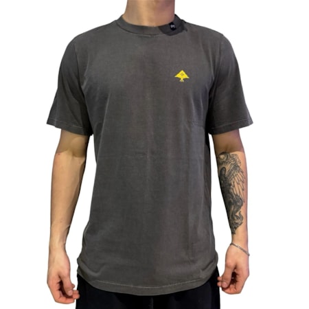 Camiseta Lrg Risinng Tree Preto