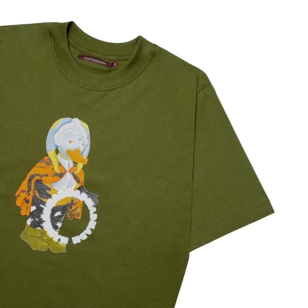 Camiseta Mad Enlatados Madson Alien