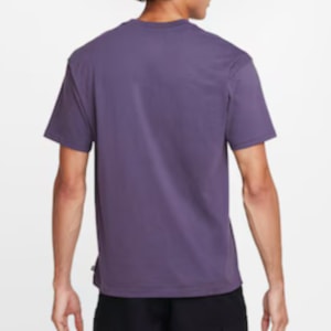 Camiseta Nike Sb Logo Hbr Roxo CV7539574 Camiseta Nike Sb Logo Hbr Roxo CV7539574