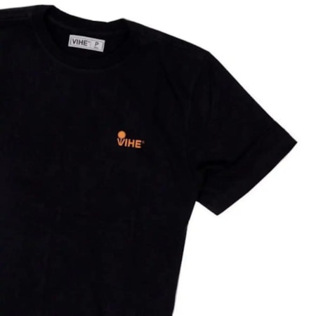 Camiseta Vihe Sunny Black