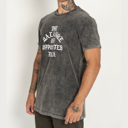 Camsieta Rvca Iron On Preto