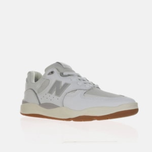 Tênis New Balance Numeric 1010 Tiago Lemos Cinza Claro Cinza NM1010AW Tênis New Balance Numeric 1010 Tiago Lemos Cinza Claro Cinza NM1010AW