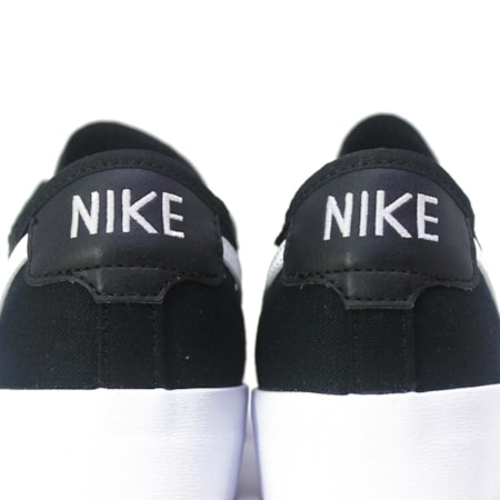 Tênis Nike Sb Blazer Court Black White 