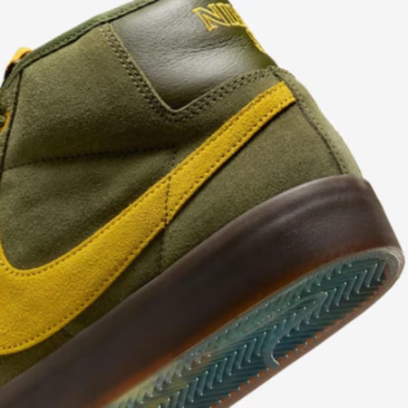 Tênis Nike Sb Blazer Mid Qs x Anti Hero Rough Green HM5838300 