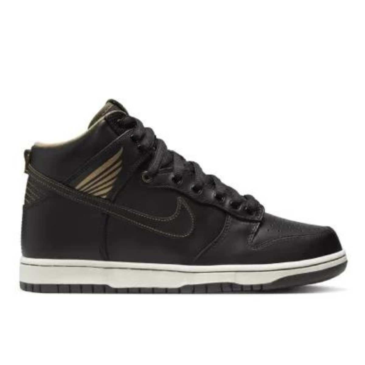 High top store nike sb shoes