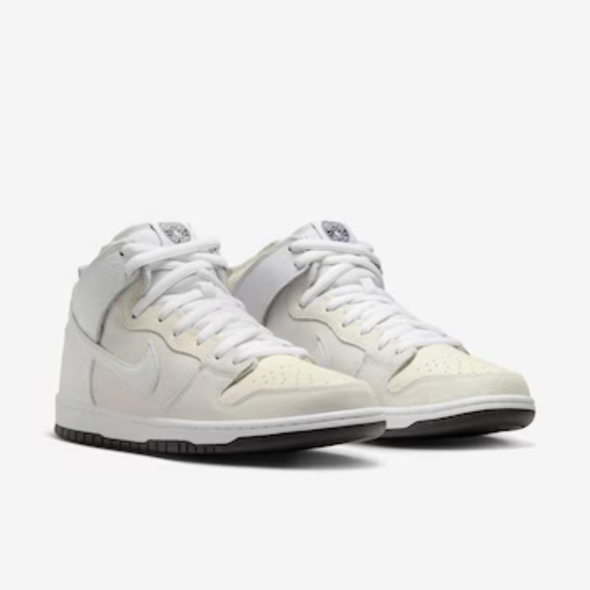 Tênis Nike Sb Dunk High Qs X Anti Hero White Black HM5837100