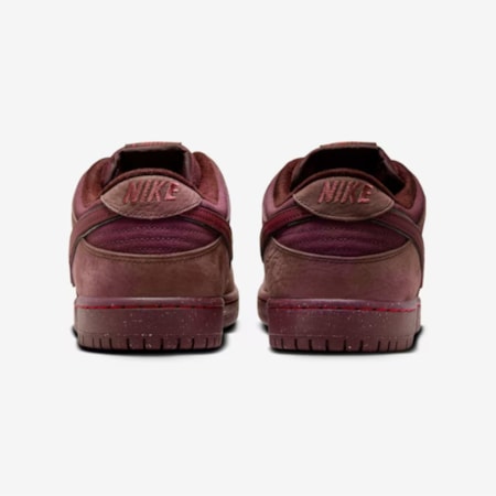 Tênis Nike Sb Dunk Low Pro Premium City Of Love FN0619600