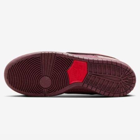 Tênis Nike Sb Dunk Low Pro Premium City Of Love FN0619600