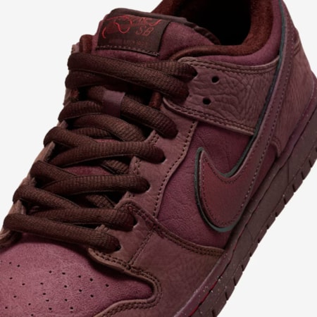 Tênis Nike Sb Dunk Low Pro Premium City Of Love FN0619600