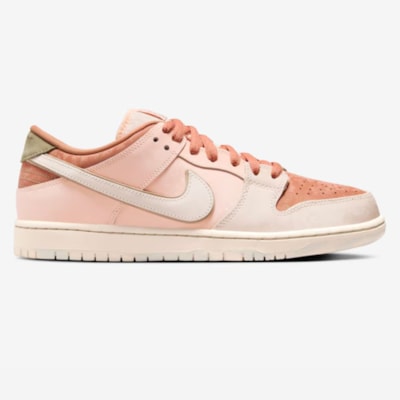 Tênis Nike Sb Dunk Low Pro PRM Crimson Tint And Amber Brown FV5926200