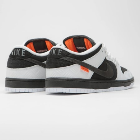 Tênis Nike Sb Dunk Low Pro QS x Tightbooth FD2629100