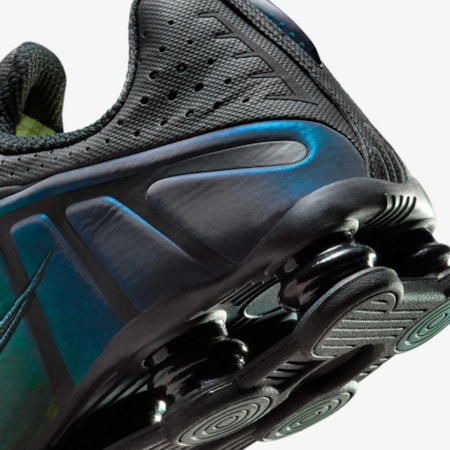 Tênis Nike Shox R4 Se Black Seaweed IM6596-001