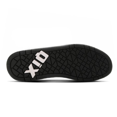 Tênis Qix Combat Branco Preto