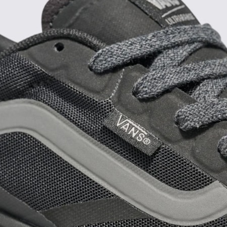 Tênis Vans Ultrarange 2.0 MTE RW Black VN000D60BLK