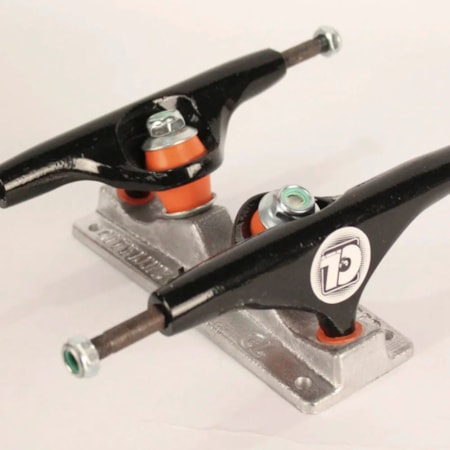 Truck Skate City Line Preto Base Cinza 139mm