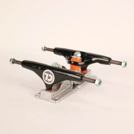 Truck Skate City Line Preto Base Cinza 139mm